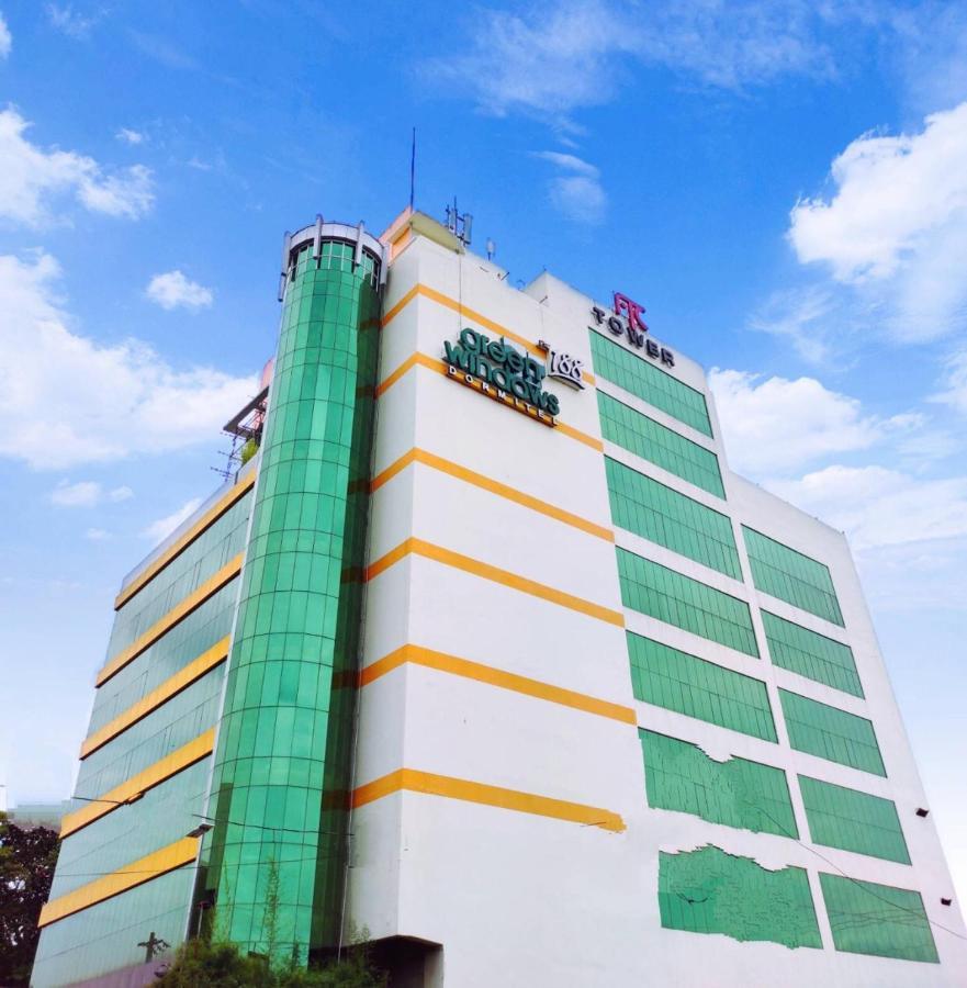 Greenwindows Hotel Davao City Екстериор снимка